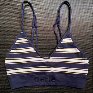 Aerie NWOT un-padded bralette Medium